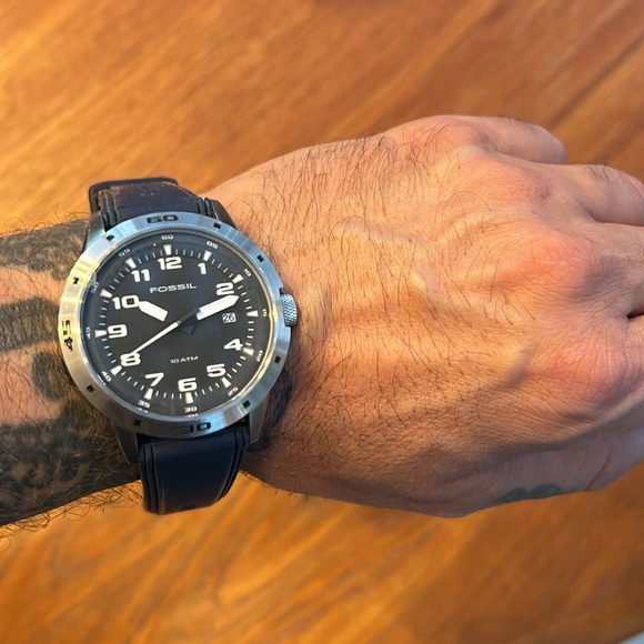 Mens Fossil Watch, stainless steel with navy rubber band - Picture 3 of 5